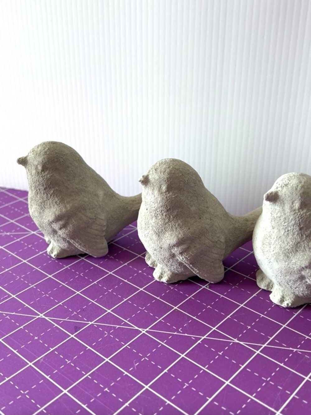 4 RESIN GARDEN BIRDS